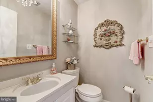 1 Smeton Pl, Towson, MD 21204 - Photo 24