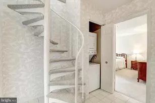 1 Smeton Pl, Towson, MD 21204 - Photo 26