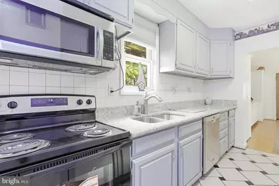 2426 Plainfield Road, Baltimore, MD 21222 - Photo 10