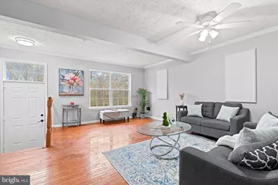 5035 Bridgeford Circle, Rosedale, MD 21237 - Photo 4