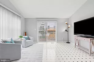 5035 Bridgeford Cir, Rosedale, MD 21237 - Photo 10