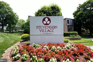 29 Stonehenge Cir, Baltimore, MD 21208 - Photo 2