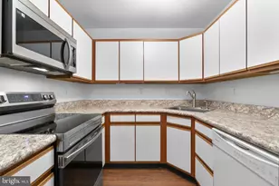10 Rumford Dr, Baltimore, MD 21228 - Photo 12
