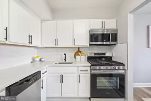 4 Longstream Ct, Baltimore, MD 21209 - Photo 16