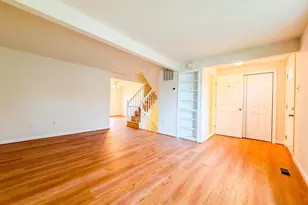 11 Strand Ct, Owings Mills, MD 21117 - Photo 4
