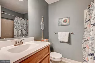 17 Tigreff Ct, Baltimore, MD 21234 - Photo 20