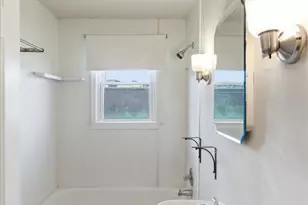 9804 Monroe St, Cockeysville, MD 21030 - Photo 16