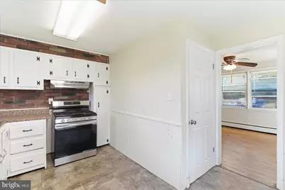 9804 Monroe Street, Cockeysville, MD 21030 - Photo 8