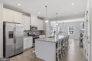 500 Turnstone Ct, Essex, MD 21221 - Photo 12