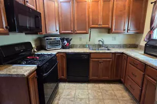 3451 Yardley Dr, Baltimore, MD 21222 - Photo 10