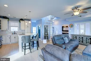 2811 Bay Dr, Sparrows Point, MD 21219 - Photo 8