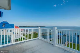 2811 Bay Dr, Sparrows Point, MD 21219 - Photo 38