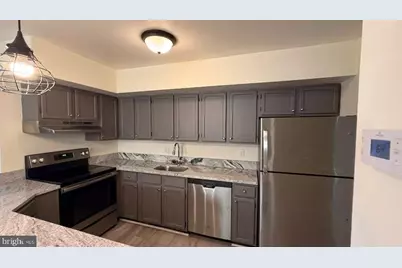 8103 Greenspring Way #8103B, Owings Mills, MD 21117 - Photo 34
