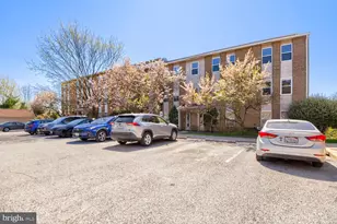 1803 Snow Meadow Ln, Baltimore, MD 21209 - Photo 2