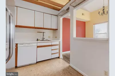 1803 Snow Meadow Lane #302, Baltimore, MD 21209 - Photo 4