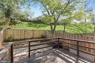 5827 Richardson Mews Square, Halethorpe, MD 21227 - Photo 32