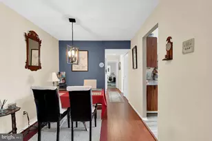 1 Summit Hill Ct, Catonsville, MD 21228 - Photo 6