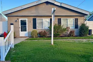 5 Gumwood Dr, Baltimore, MD 21220 - Photo 2