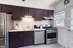 53 Burkshire Rd, Towson, MD 21286 - Photo 22