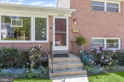 2005 Helmsby Road, Catonsville, MD 21228 - Photo 2