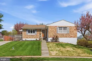 304 Northway Ct, Reisterstown, MD 21136 - Photo 2