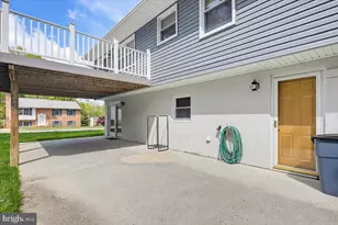6807 Upper Mills Cir, Baltimore, MD 21228 - Photo 38