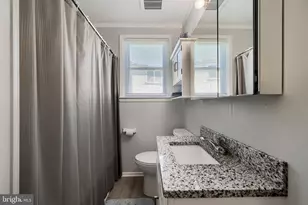 127 Bayside Dr, Baltimore, MD 21222 - Photo 16