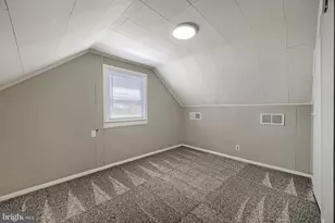 127 Bayside Dr, Baltimore, MD 21222 - Photo 18