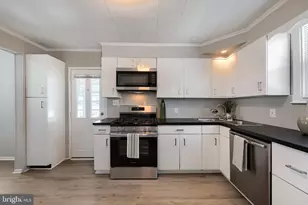 127 Bayside Dr, Baltimore, MD 21222 - Photo 14