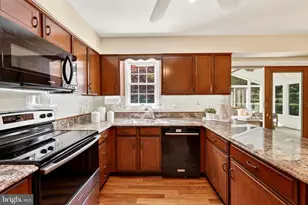 3805 Duddington Way, Phoenix, MD 21131 - Photo 16
