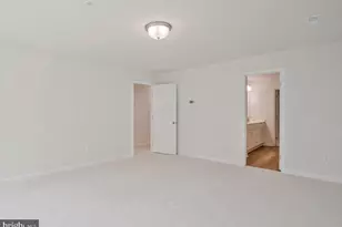 723 Nollmeyer Rd, Middle River, MD 21220 - Photo 18