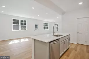 725 Nollmeyer Rd, Middle River, MD 21220 - Photo 8
