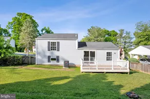 8 Randolph Springs Ct, Baltimore, MD 21228 - Photo 16