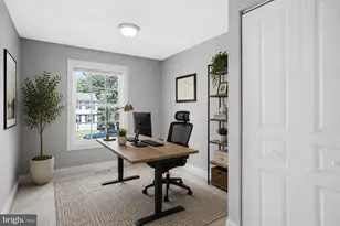 8 Randolph Springs Ct, Baltimore, MD 21228 - Photo 12