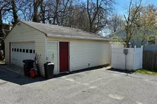 8421 Old Harford, Parkville, MD 21234 - Photo 4