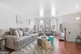 12 Sundown Ct, Baltimore, MD 21206 - Photo 2