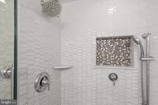 1504 Ivanhoe Ave, Baltimore, MD 21228 - Photo 34
