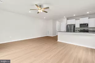 8129 Bartholomew Ct, Baltimore, MD 21206 - Photo 6