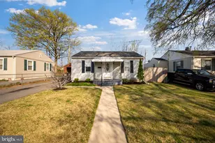 1812 Kitty Hawk Rd, Essex, MD 21221 - Photo 1