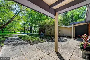 3604 Barberry Ct, Baltimore, MD 21208 - Photo 4