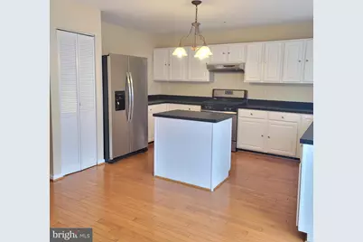 9821 Bon Haven Lane, Owings Mills, MD 21117 - Photo 6