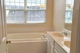 9821 Bon Haven Ln, Owings Mills, MD 21117 - Photo 14