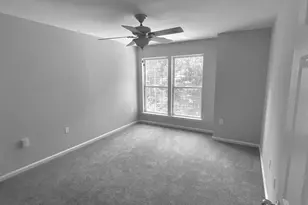 4409 Silverbrook Ln, Owings Mills, MD 21117 - Photo 10