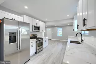 9 Avenal Rd, Baltimore, MD 21221 - Photo 12