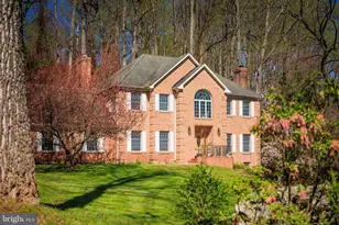 6 Chamaral Ct, Cockeysville, MD 21030 - Photo 2