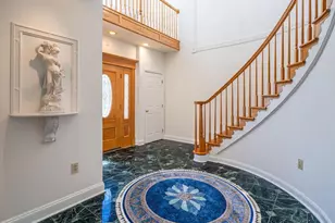6 Chamaral Ct, Cockeysville, MD 21030 - Photo 2