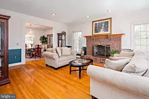6 Chamaral Ct, Cockeysville, MD 21030 - Photo 4