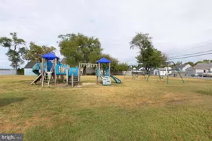 3206 Lynch Rd, Baltimore, MD 21219 - Photo 14