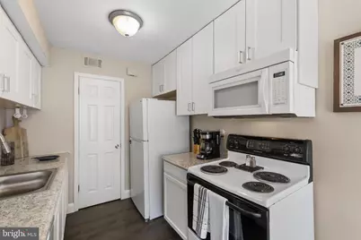 17 Woodenbridge Court #C, Reisterstown, MD 21136 - Photo 18