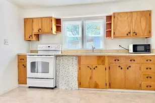 557 Compass Rd, Middle River, MD 21220 - Photo 10